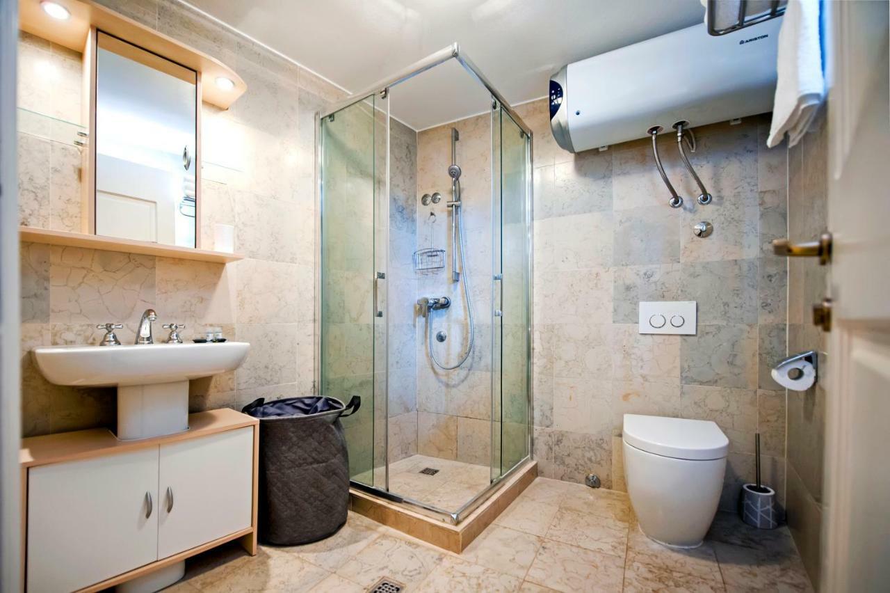 Studio Oscar IV With Terrace And Sea View روفينج المظهر الخارجي الصورة